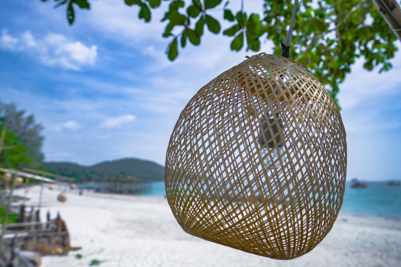Anyavee Krabi Beach Resort Klong Muang Beach Exteriör bild