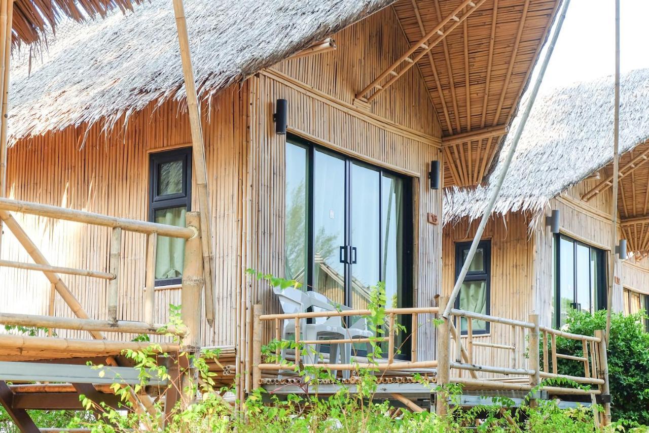 Anyavee Krabi Beach Resort Klong Muang Beach Exteriör bild